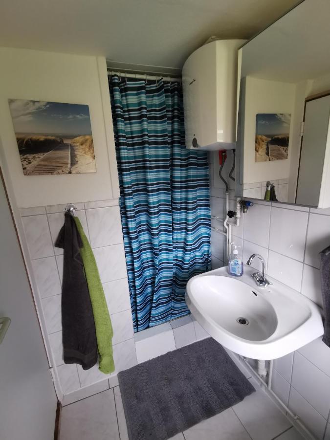 Bungalow Bei Warnemuende Elmenhorst/Lichtenhagen Esterno foto